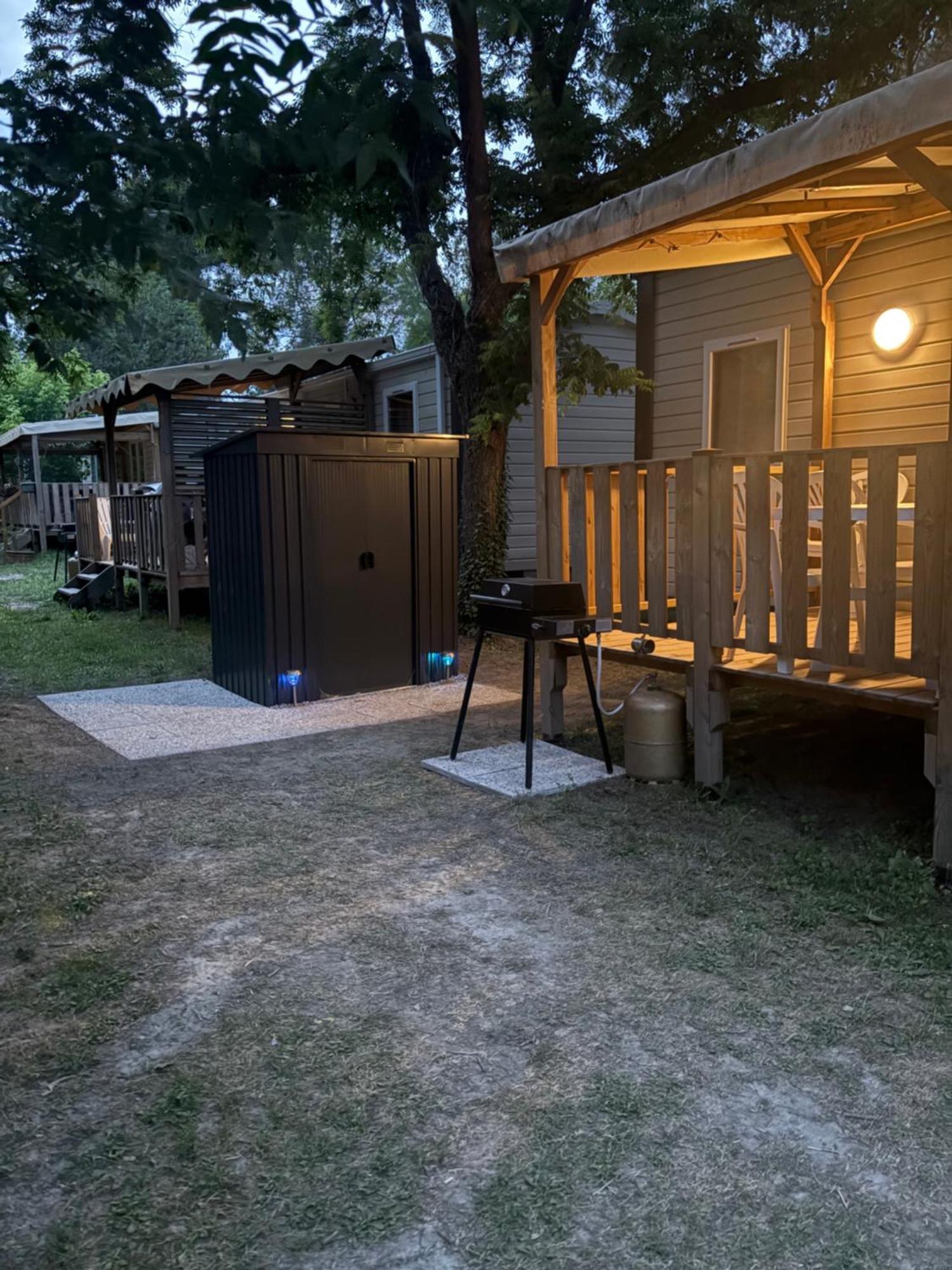 Mobil-Home 6 Personnes Cadenet Exterior photo