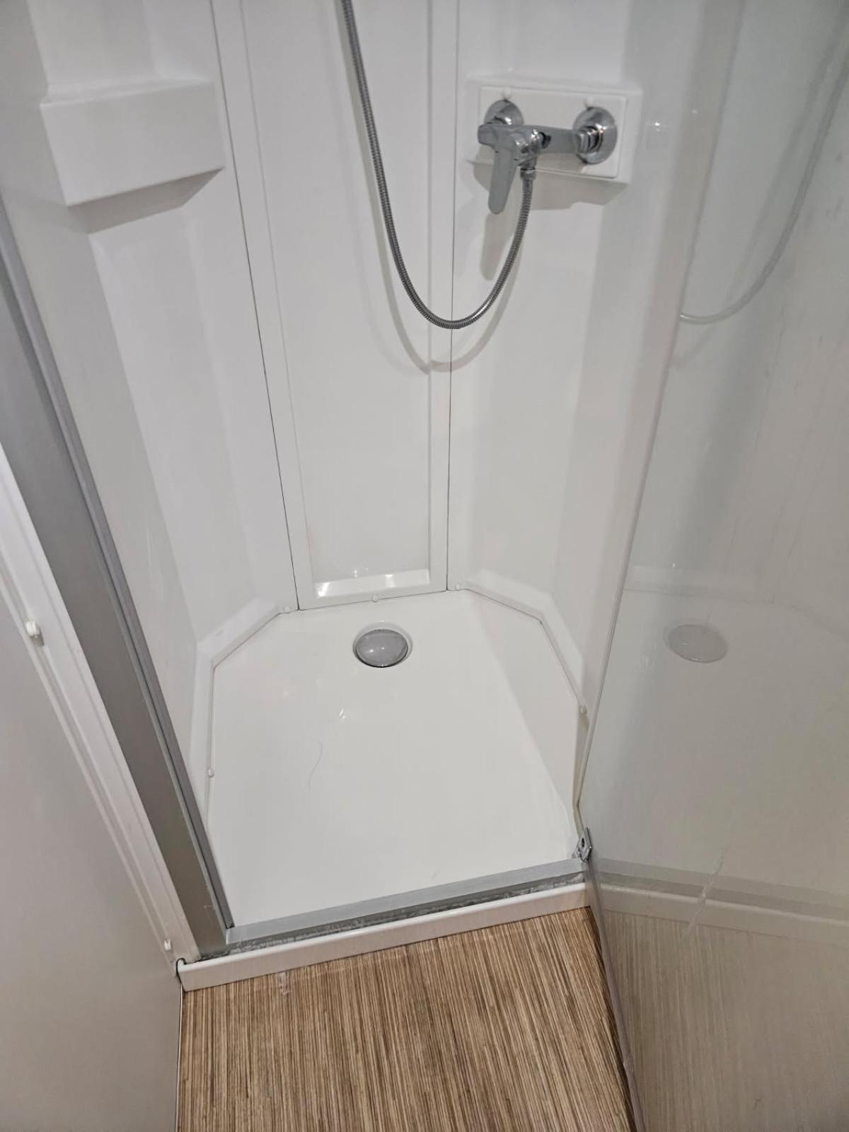 Mobil-Home 6 Personnes Cadenet Exterior photo