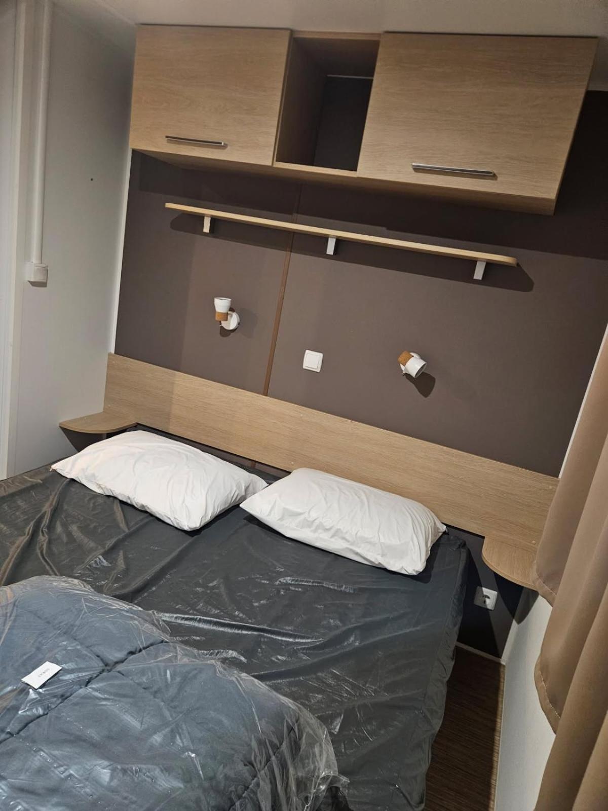 Mobil-Home 6 Personnes Cadenet Exterior photo